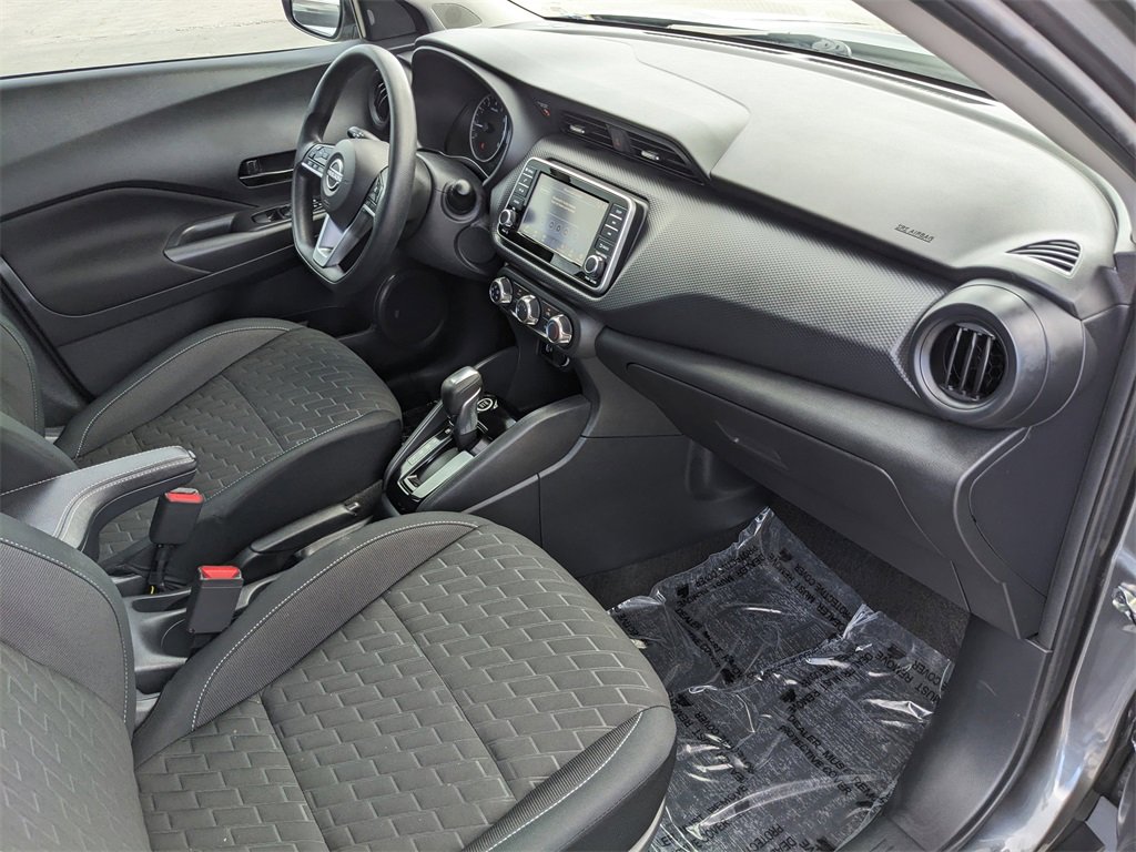 Used 2022 Nissan Kicks S image 14
