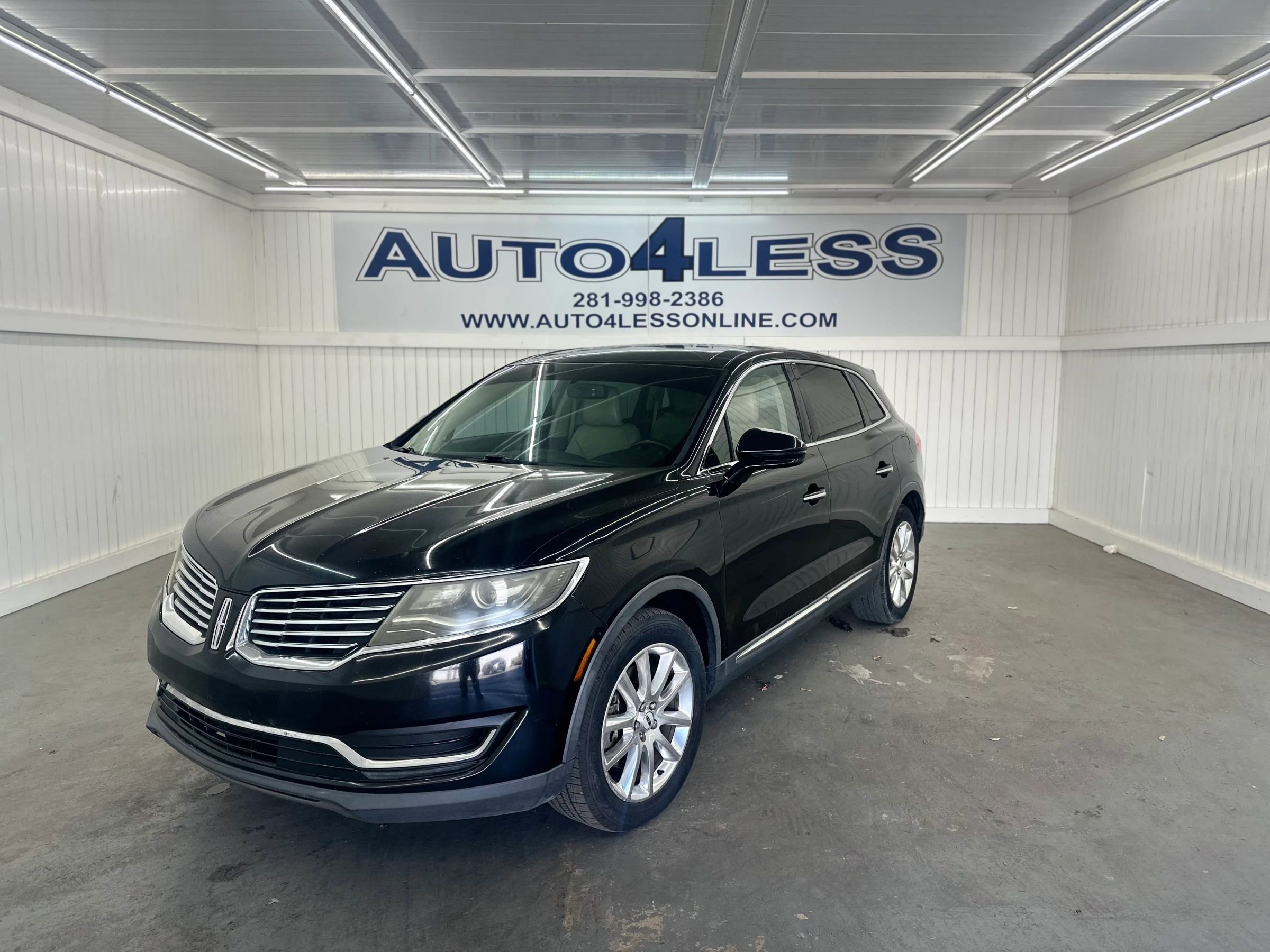Used 2016 Lincoln MKX Select w/ Select Plus Package