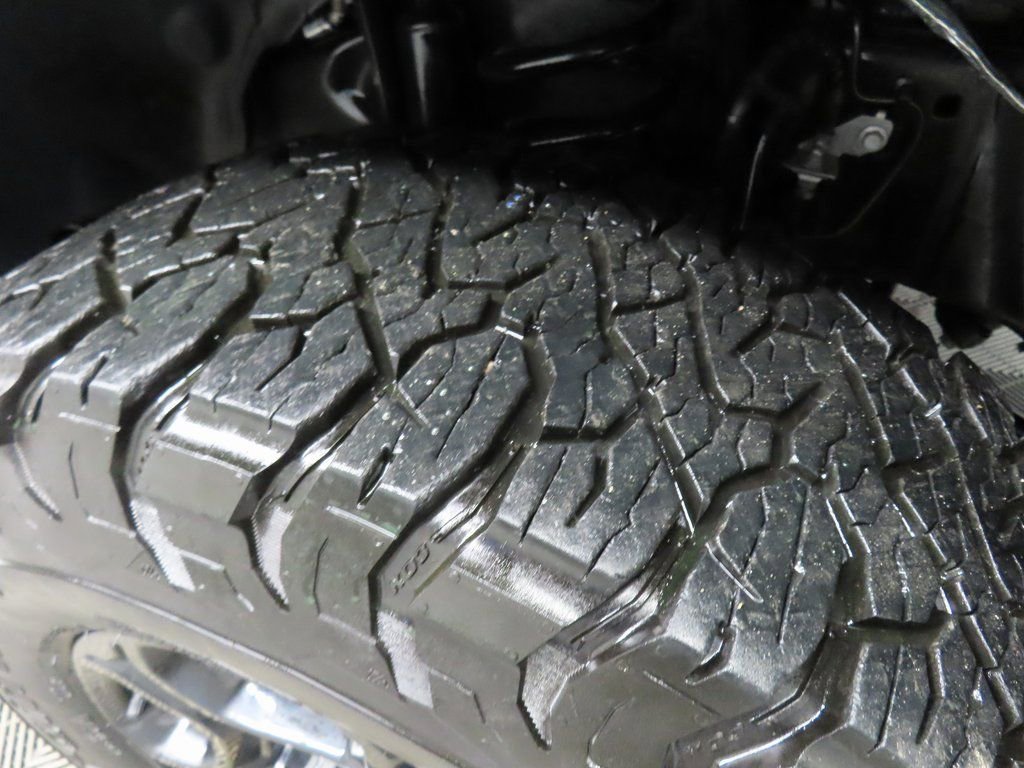 Used 2024 Ford F250 XLT w/ XLT Premium Package image 7