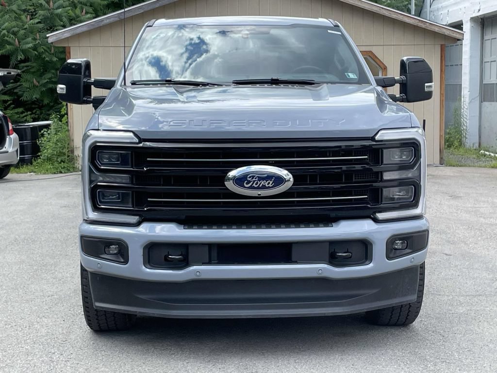 Used 2025 Ford F350 Platinum AWD/4WD image 8