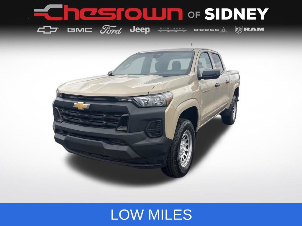 Used 2024 Chevrolet Colorado W/T image 1