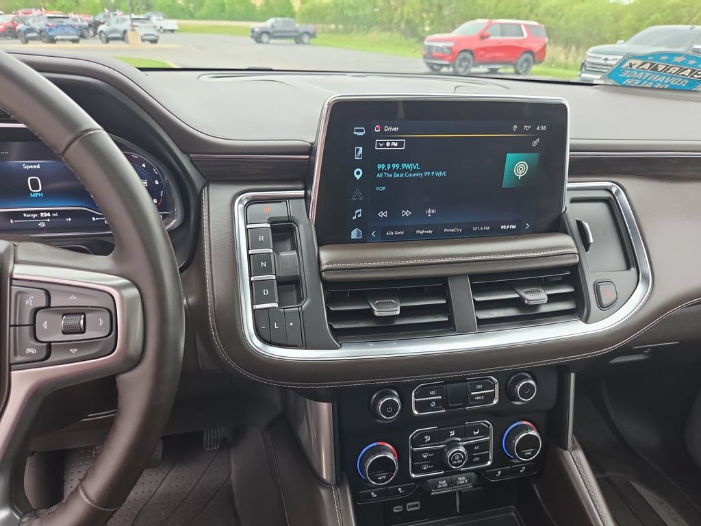 Certified 2023 Chevrolet Tahoe LT w/ LT Signature Package AWD/4WD image 17