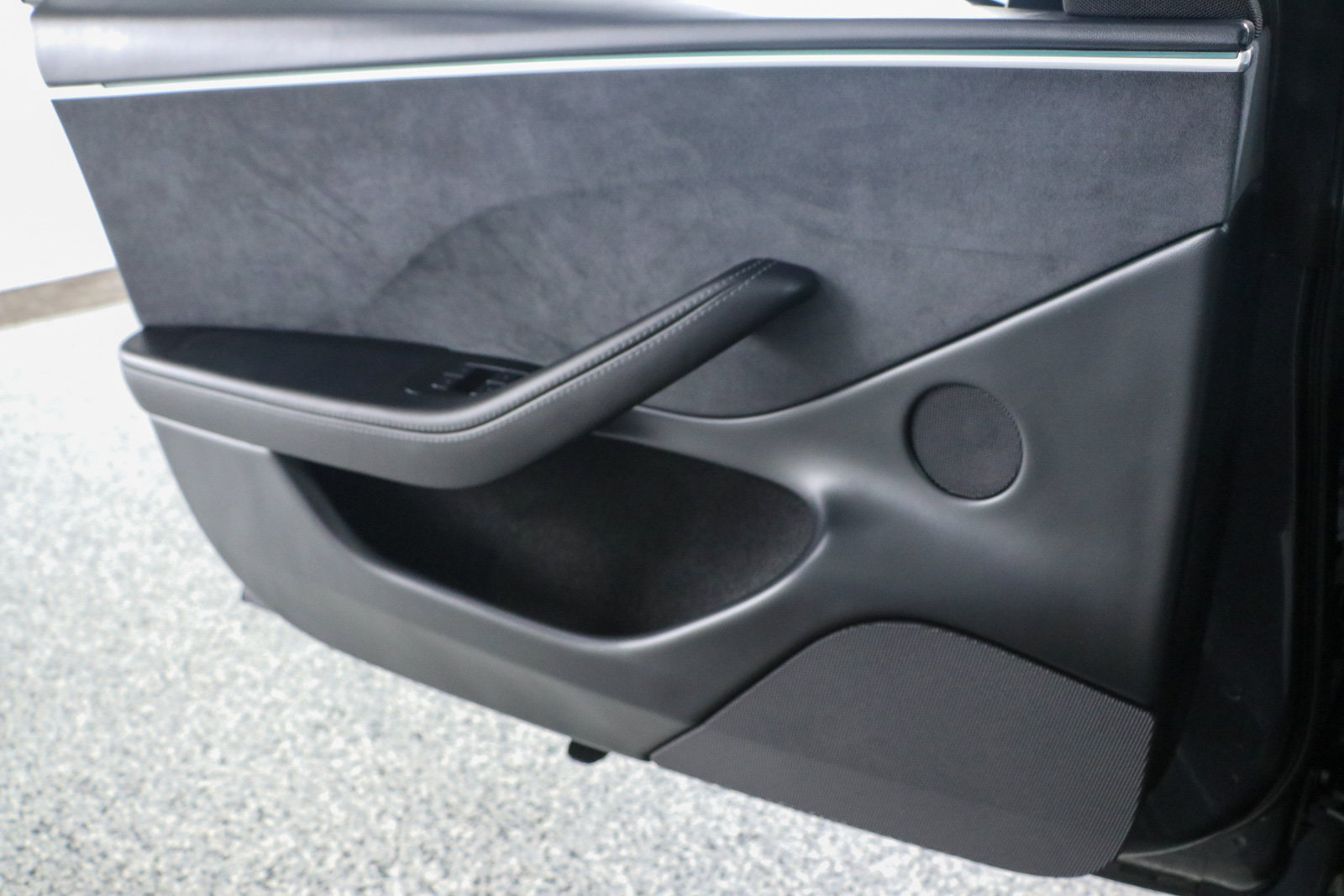 Used 2025 Tesla Model 3 Performance AWD/4WD image 19