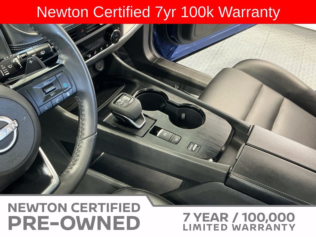 Used 2023 Nissan Rogue SV w/ SV Premium B Package FWD image 14
