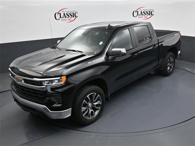 Used 2024 Chevrolet Silverado 1500 LT image 11