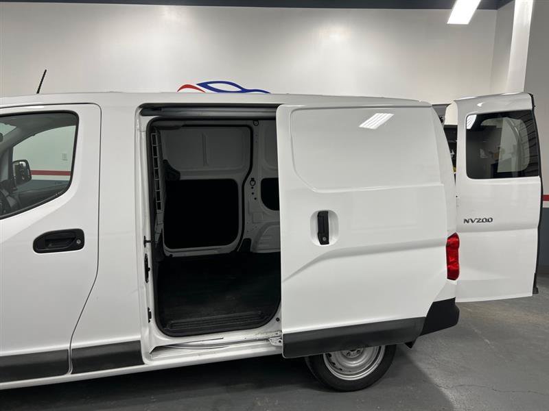 Used 2020 Nissan NV200 S w/ Back Door Glass Package FWD image 10