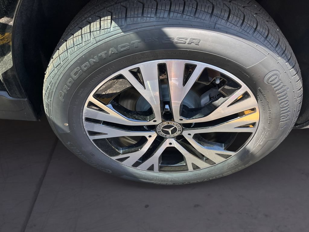 New 2026 Mercedes-Benz GLB 250 4MATIC image 9