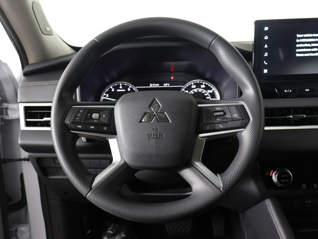 New 2026 Mitsubishi Outlander ES AWD/4WD image 36