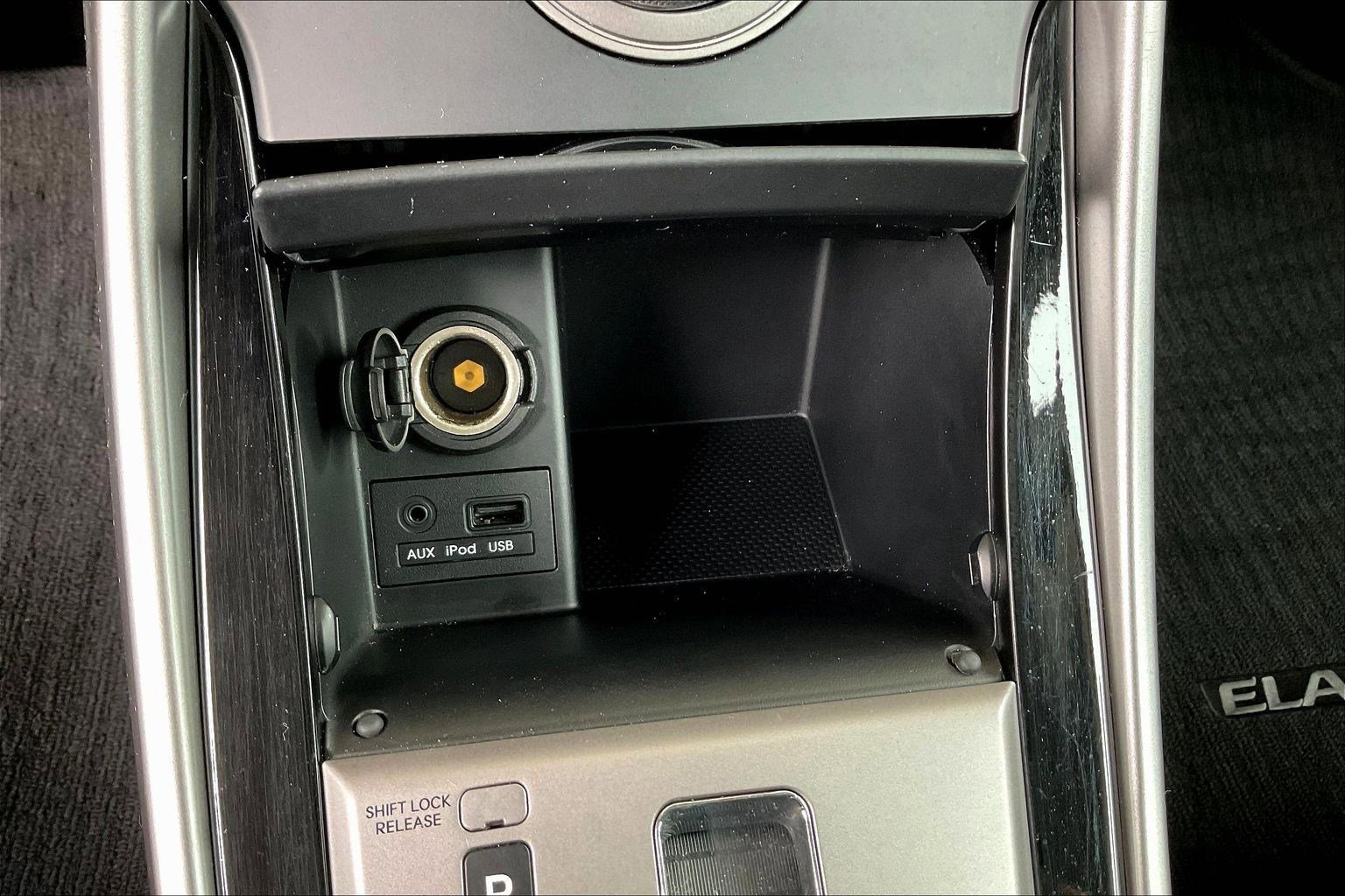 Used 2013 Hyundai Elantra GLS w/ Preferred Pkg image 14