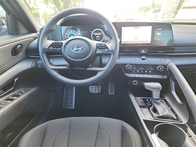 New 2025 Hyundai Elantra SEL w/ Cargo Package image 11