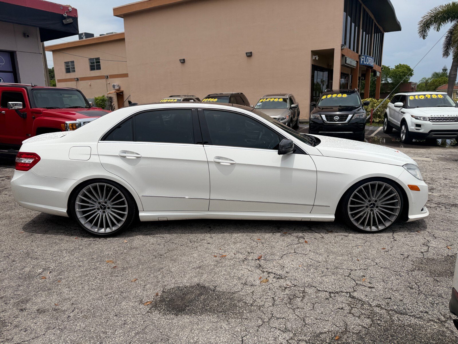 Used 2013 Mercedes-Benz E 350 4MATIC Sedan image 6