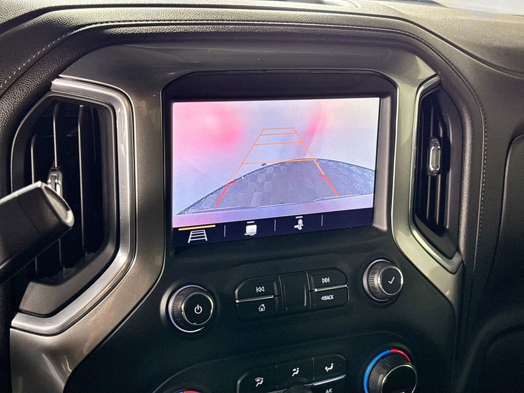 Used 2019 Chevrolet Silverado 1500 LTZ w/ LTZ Convenience Package AWD/4WD image 17