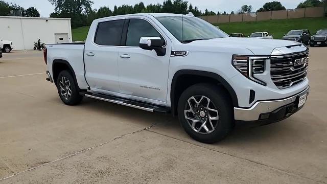 New 2026 GMC Sierra 1500 SLT w/ SLT Premium Plus Package AWD/4WD image 2