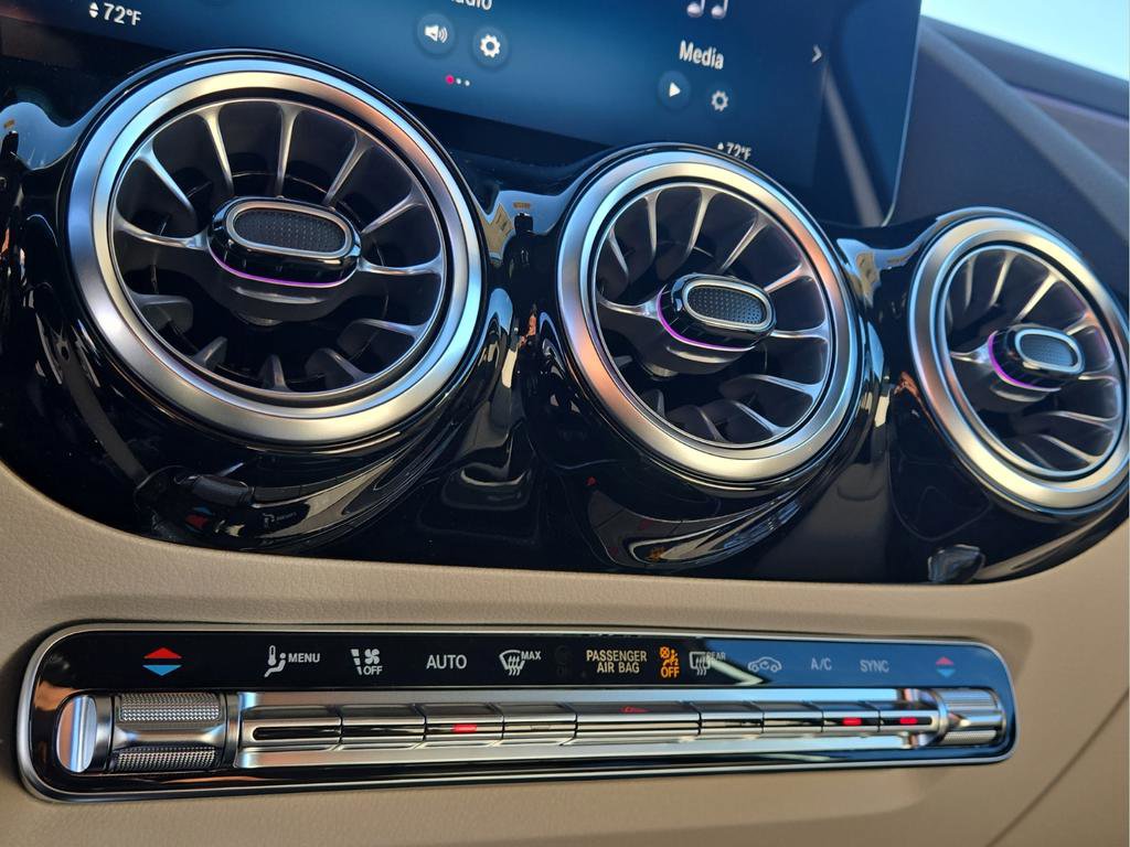 New 2026 Mercedes-Benz GLA 250 image 19