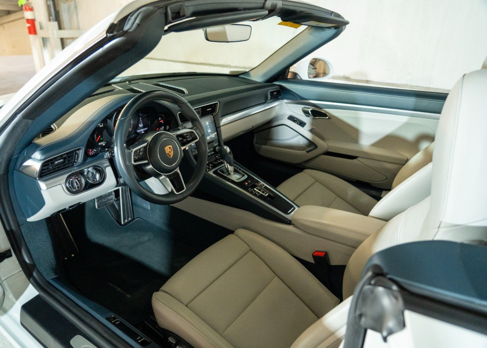 Certified 2018 Porsche 911 GT2 RS image 4