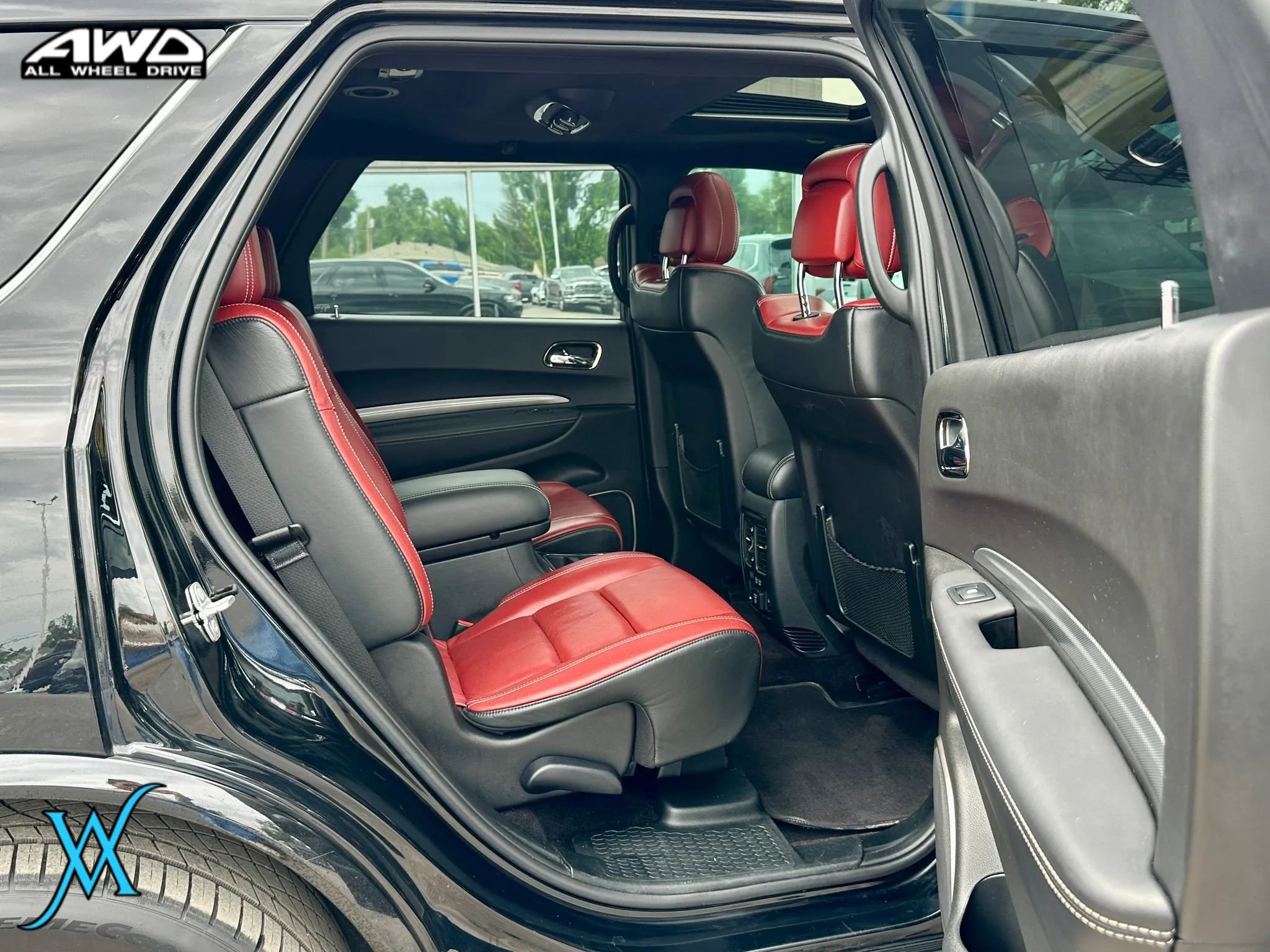 Used 2018 Dodge Durango SRT w/ SRT Interior Appearance Group AWD/4WD image 27