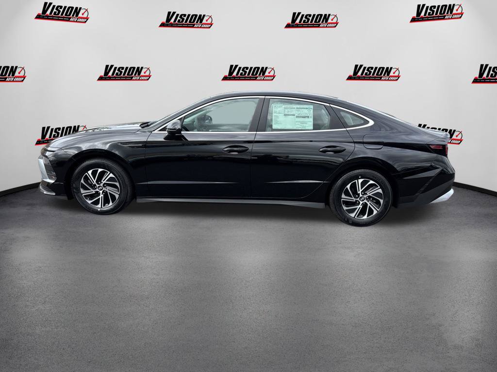 New 2026 Hyundai Sonata Blue FWD image 2