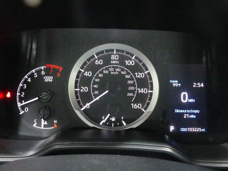 Used 2022 Toyota Corolla LE FWD image 31