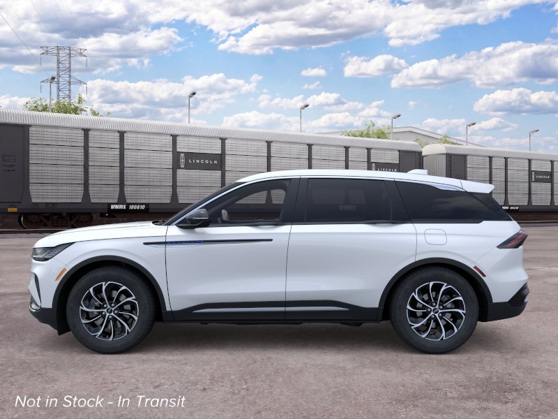 New 2026 Lincoln Nautilus Premier AWD/4WD image 3