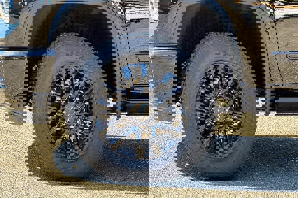 New 2025 Chevrolet Silverado 3500 High Country w/ High Country Premium Package image 24