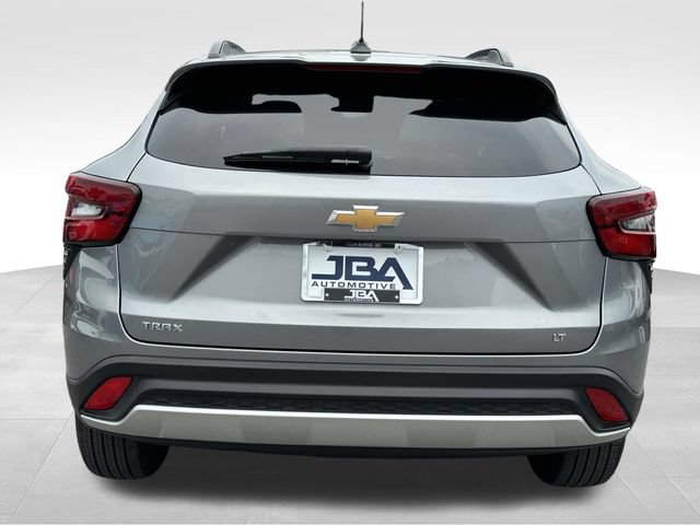 Certified 2024 Chevrolet Trax LT FWD image 26