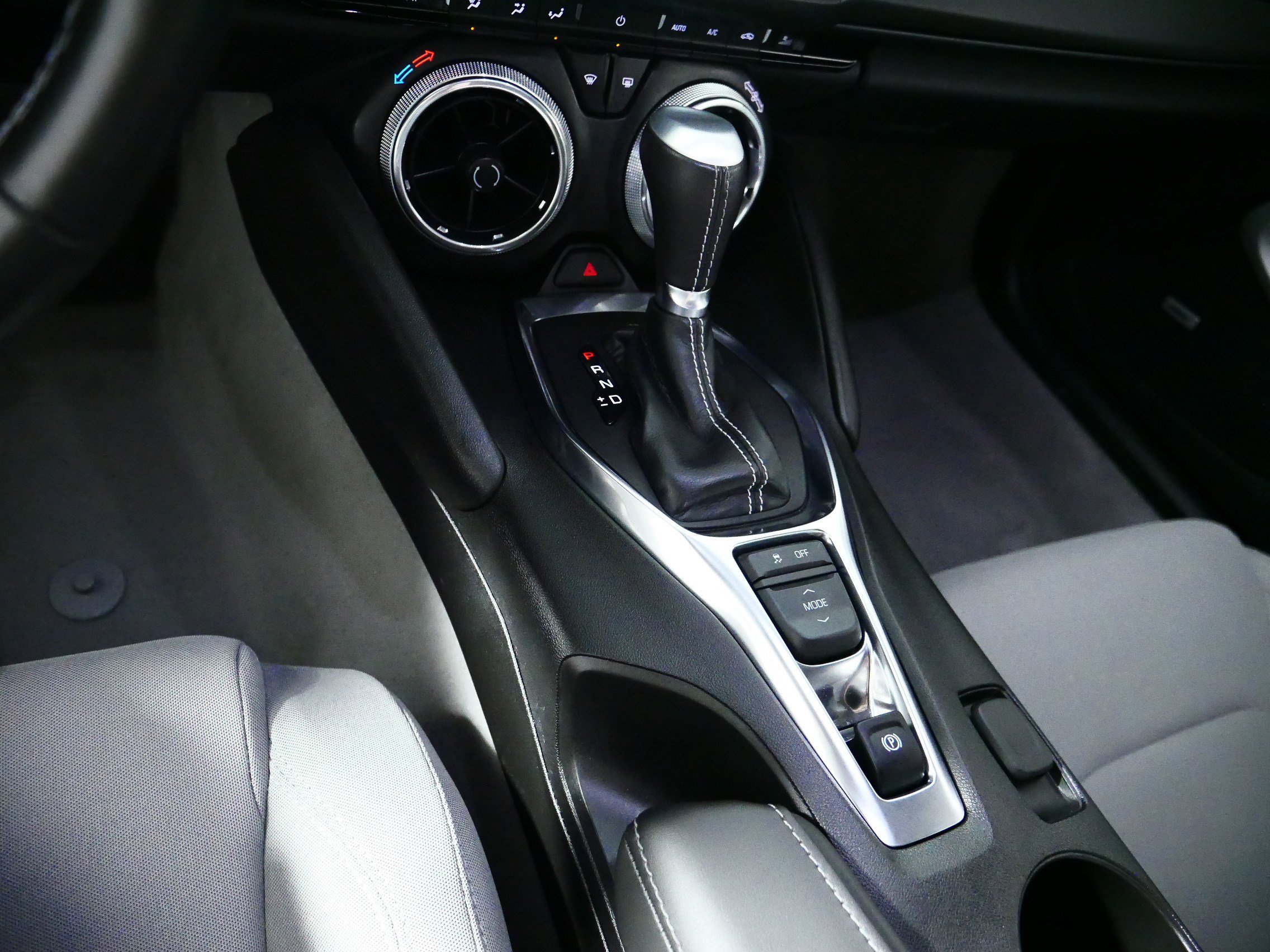Used 2024 Chevrolet Camaro LT w/ RS Package RWD image 24