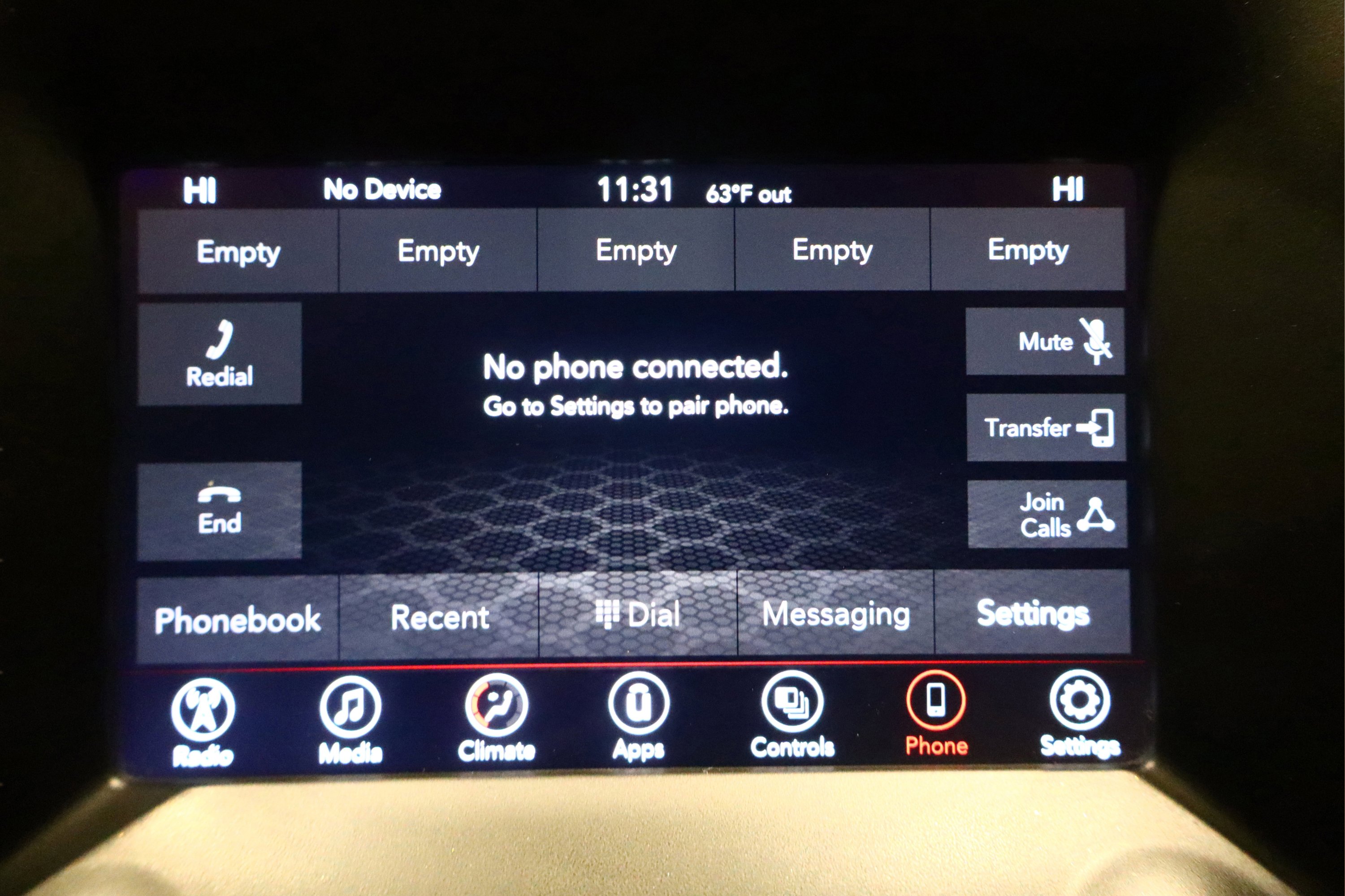 Used 2018 Dodge Durango SXT w/ 3rd Row Seating Group image 36