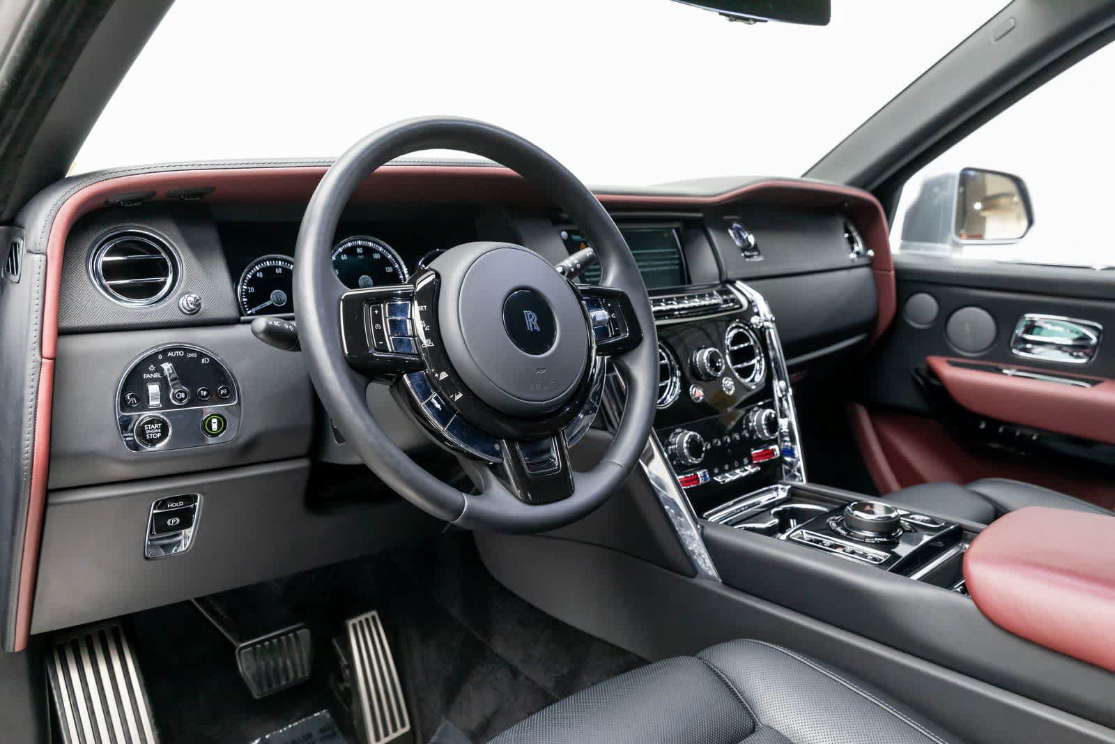 Certified 2022 Rolls-Royce Cullinan AWD/4WD image 14