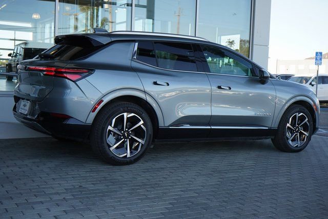 New 2025 Chevrolet Equinox EV LT image 22