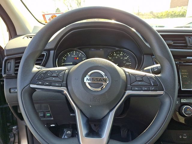 Used 2020 Nissan Rogue Sport SV image 20