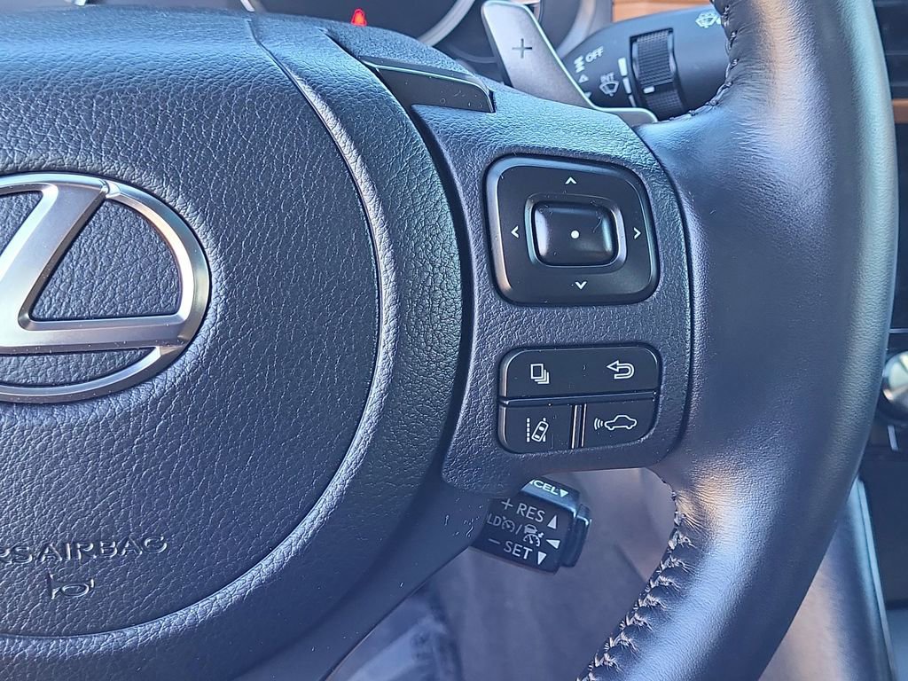 Used 2025 Lexus IS 300 F Sport image 21