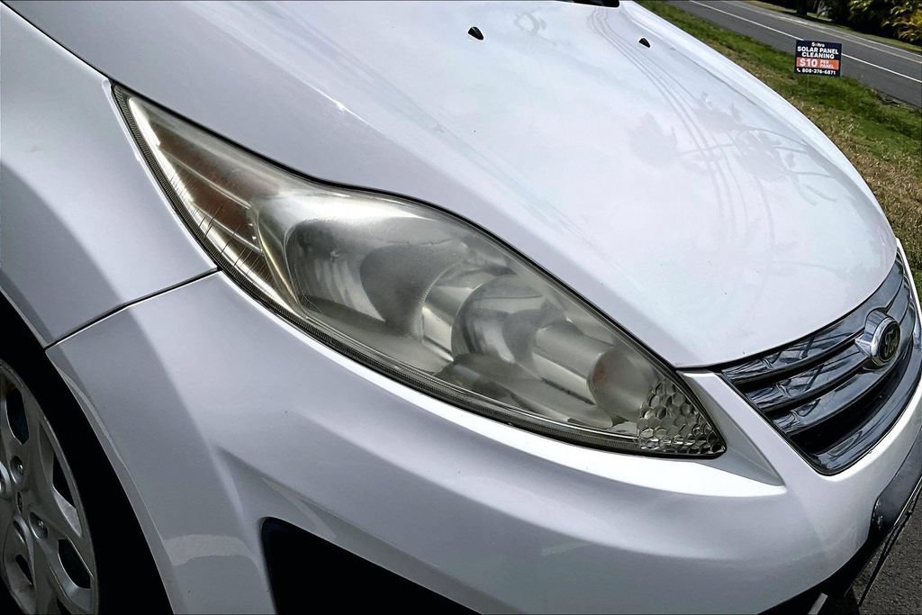 Used 2013 Ford Fiesta SE FWD image 31