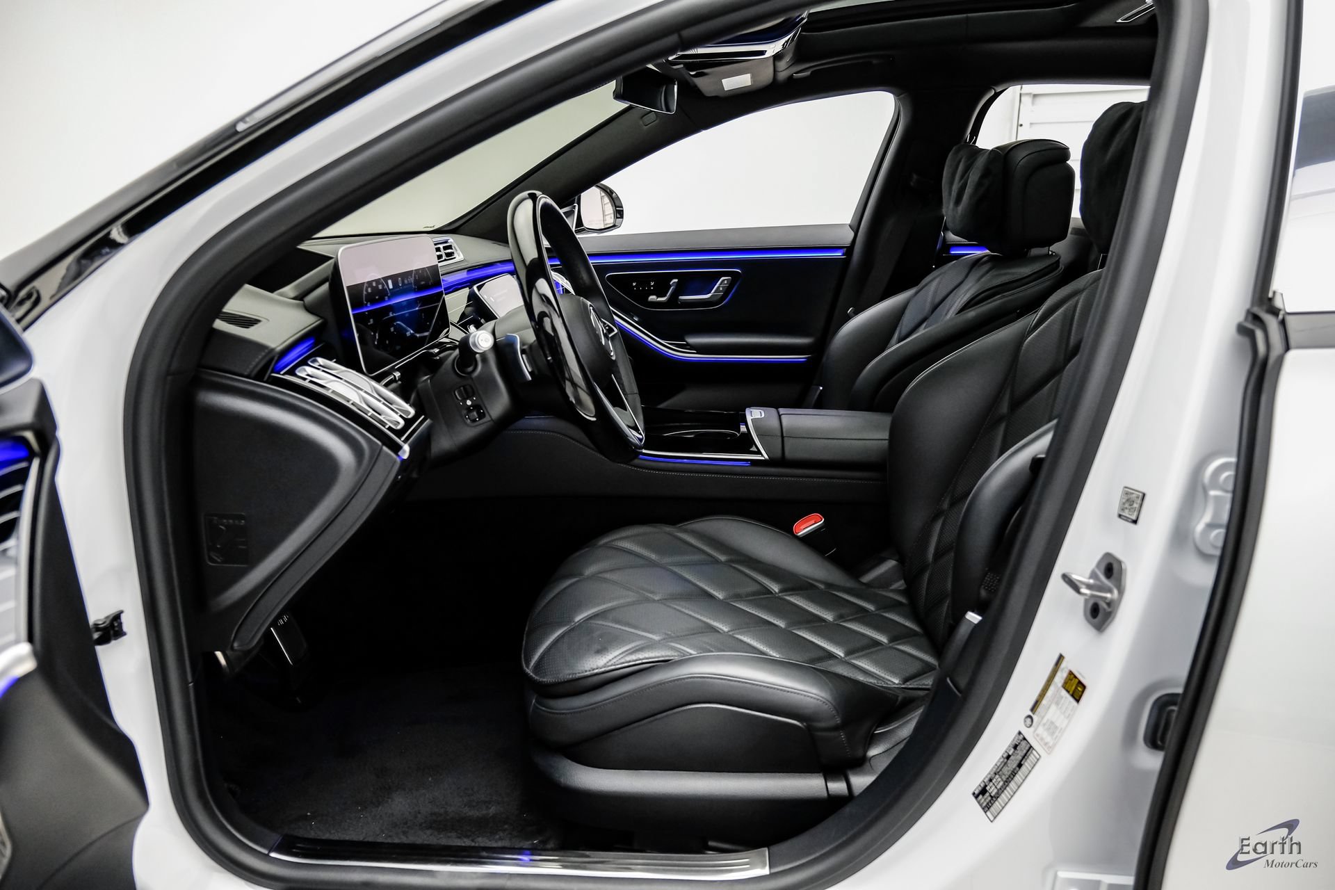 Used 2024 Mercedes-Benz Maybach S 580 4MATIC image 38