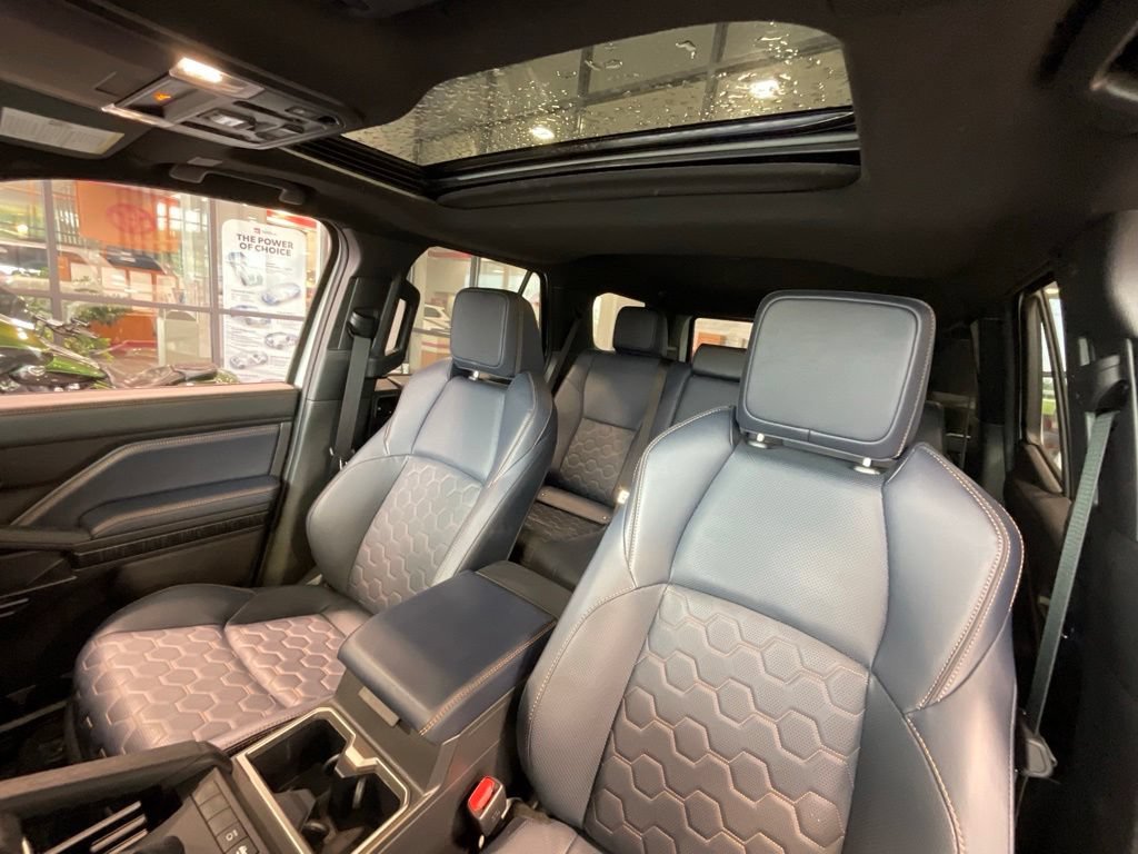 Certified 2026 Toyota 4Runner Platinum AWD/4WD image 10