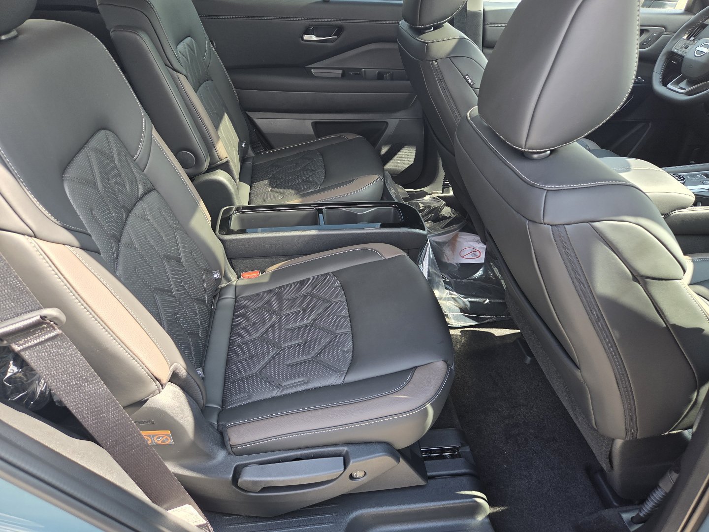 New 2026 Nissan Pathfinder Platinum AWD/4WD image 26