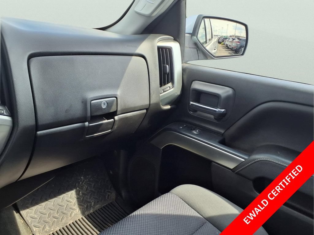 Used 2018 Chevrolet Silverado 1500 LT w/ All Star Edition AWD/4WD image 21