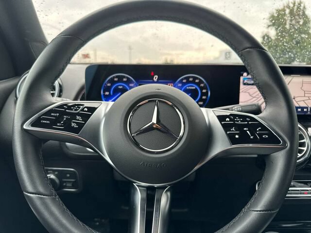 Certified 2024 Mercedes-Benz EQB 250+ image 26