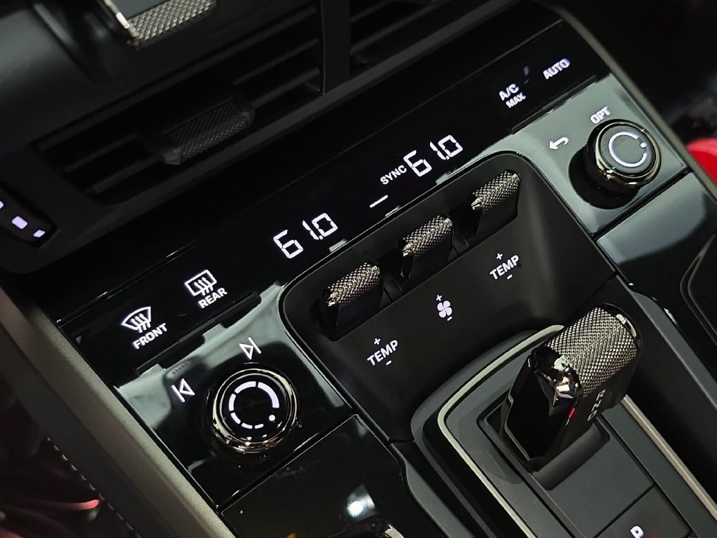 Certified 2026 Porsche 911 Turbo S AWD/4WD image 19
