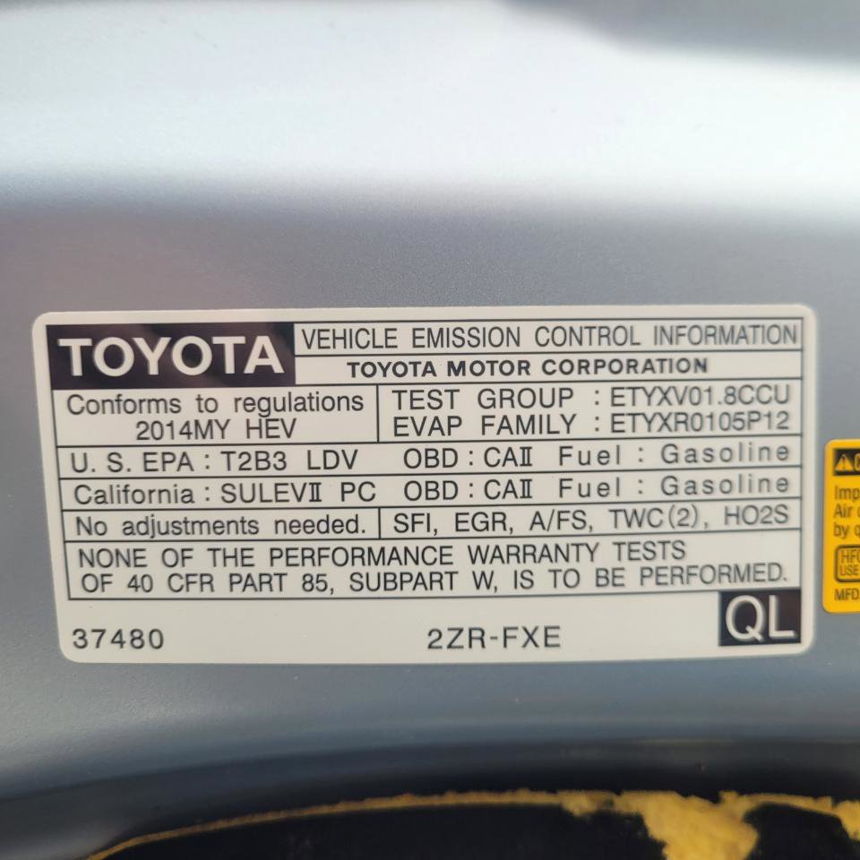 Used 2014 Toyota Prius V Three FWD image 32