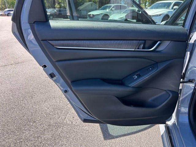 Used 2022 Honda Accord Touring image 13