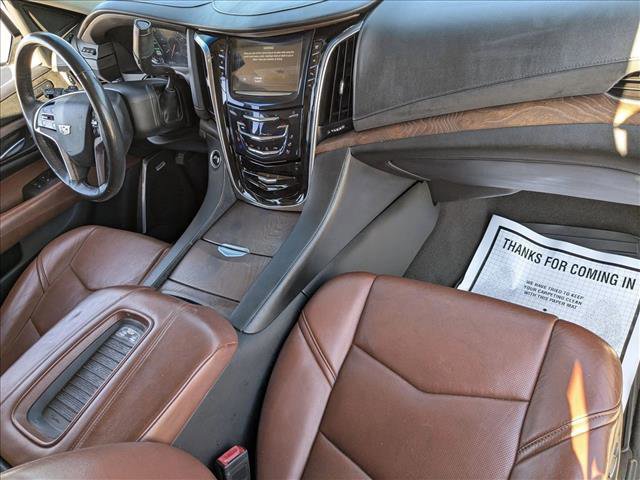 Used 2020 Cadillac Escalade Luxury image 21