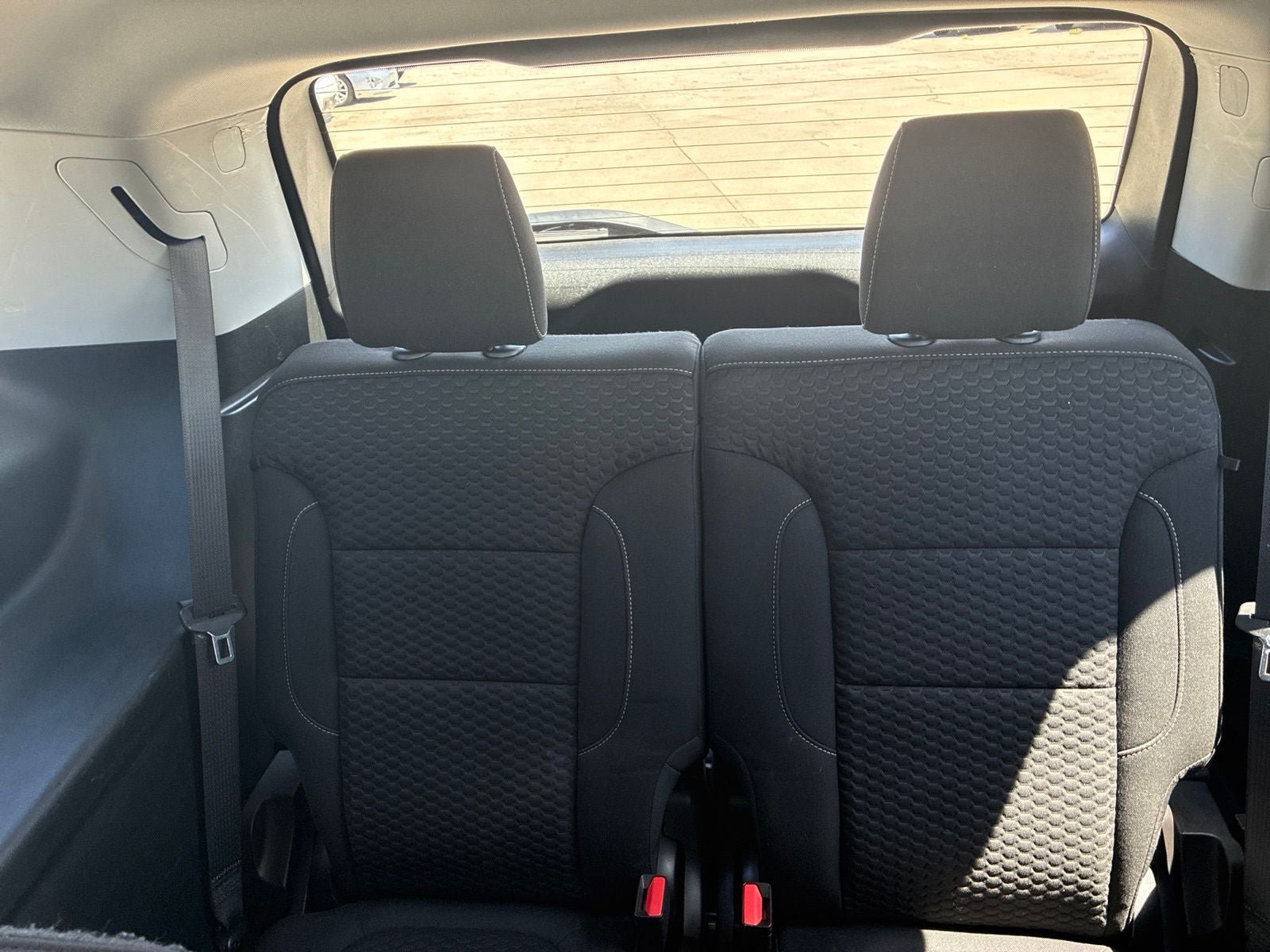 Used 2019 GMC Acadia SLE AWD/4WD image 16