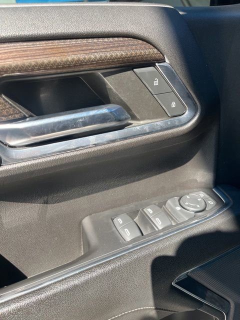 Used 2023 Chevrolet Silverado 1500 LT AWD/4WD image 12