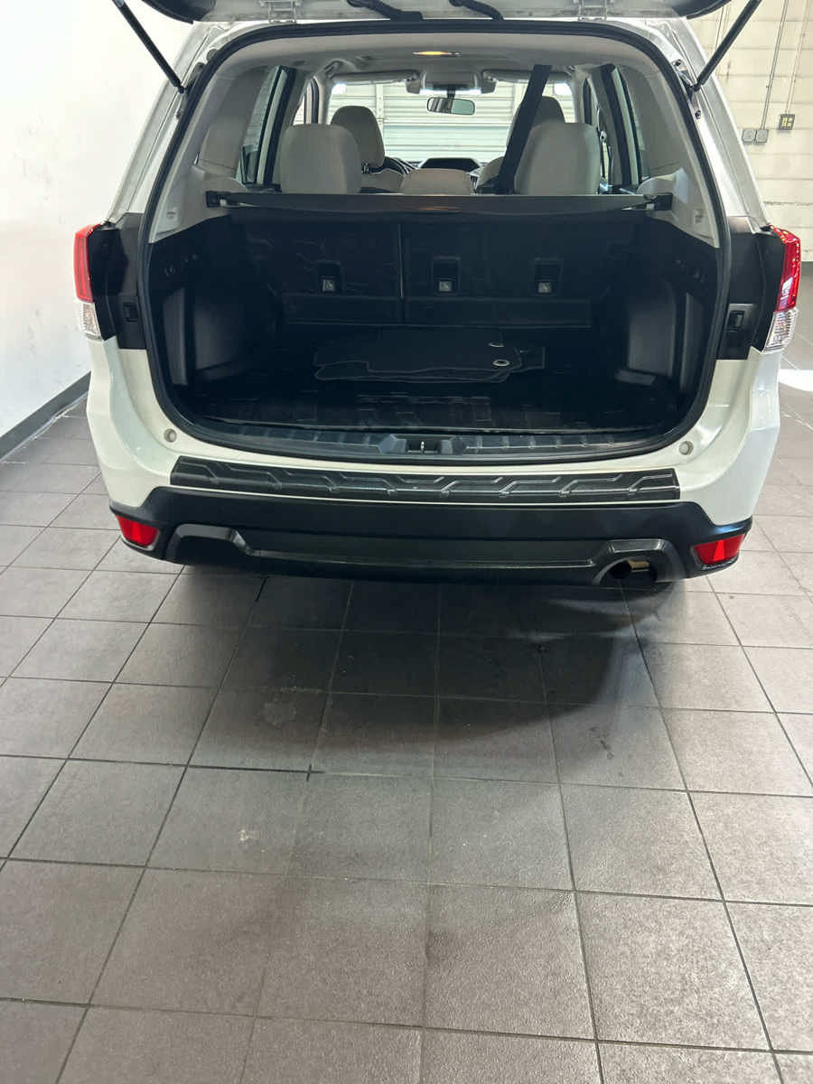Used 2021 Subaru Forester Premium AWD/4WD image 30