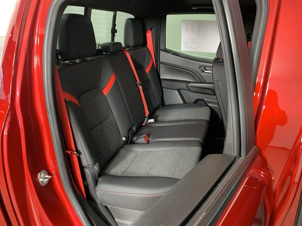 Used 2023 Chevrolet Colorado Z71 w/ Z71 Convenience Package 2 image 32