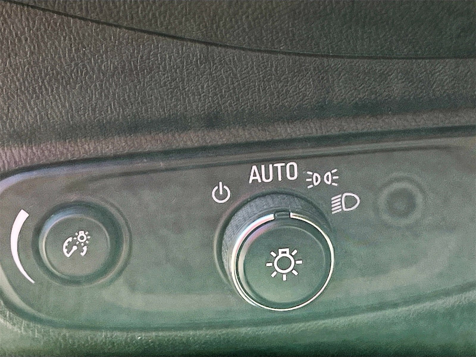 Used 2021 Chevrolet Equinox LS w/ LS Convenience Package image 10