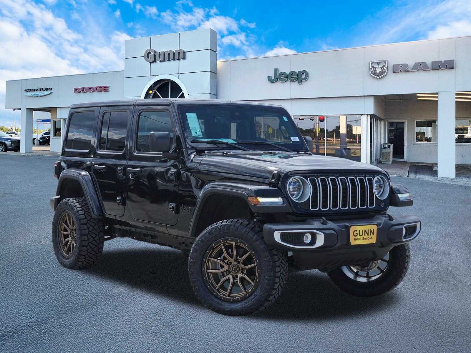 New 2025 Jeep Wrangler Unlimited Sahara w/ Safety Group
