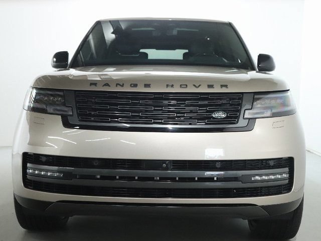 Certified 2025 Land Rover Range Rover Long Wheelbase Autobiography AWD/4WD image 13