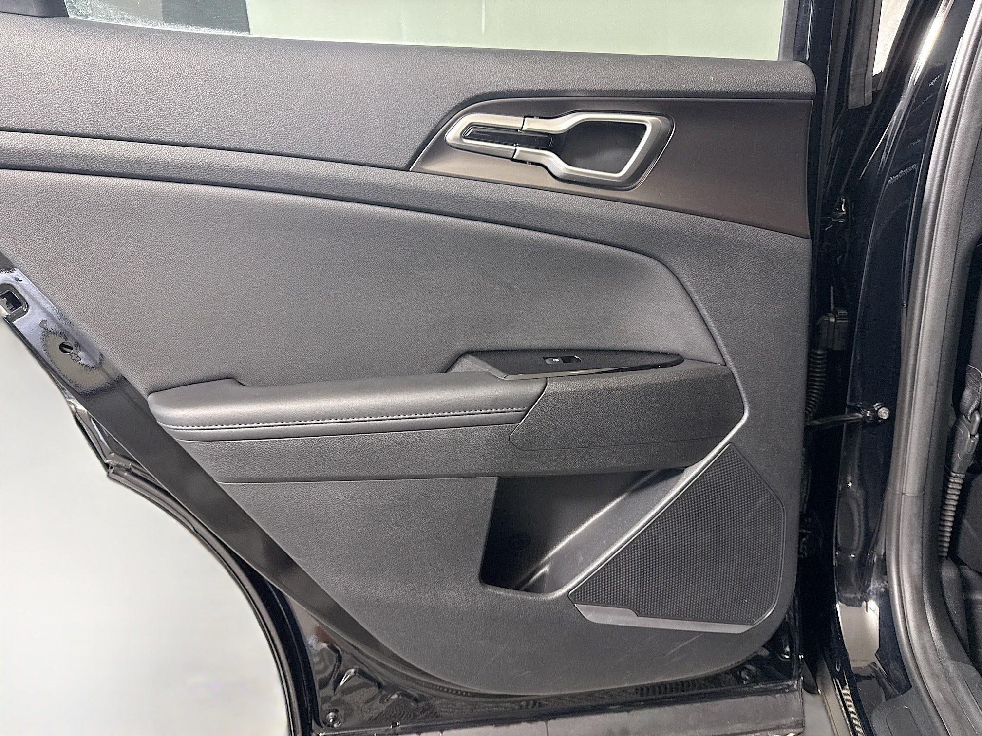 Used 2023 Kia Sportage EX FWD image 26