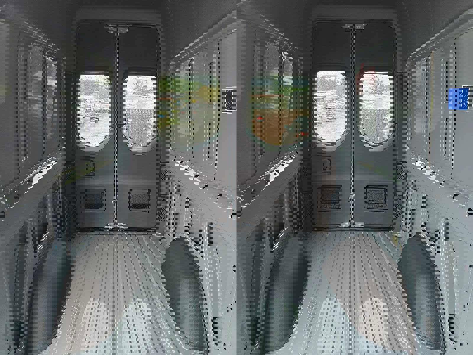 Used 2026 Mercedes-Benz Sprinter 2500 image 15